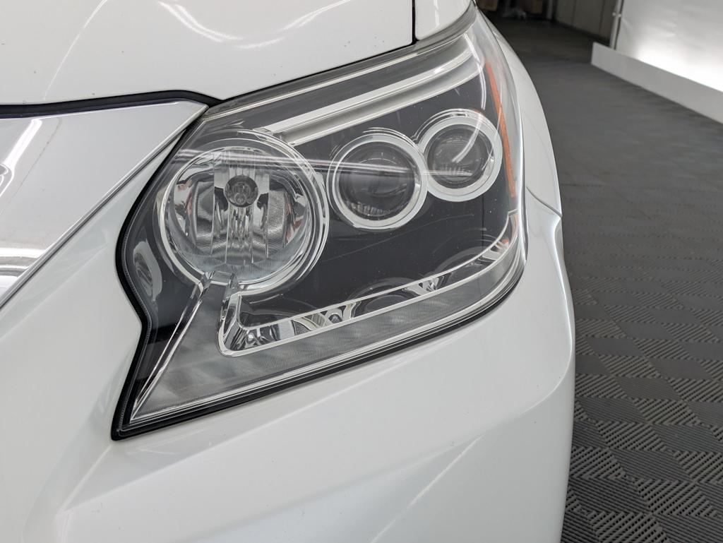 Thumbnail: 2018 Lexus GX - 24