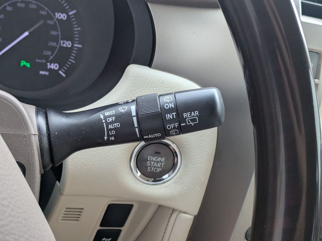 Thumbnail: 2019 Lexus GX - 32