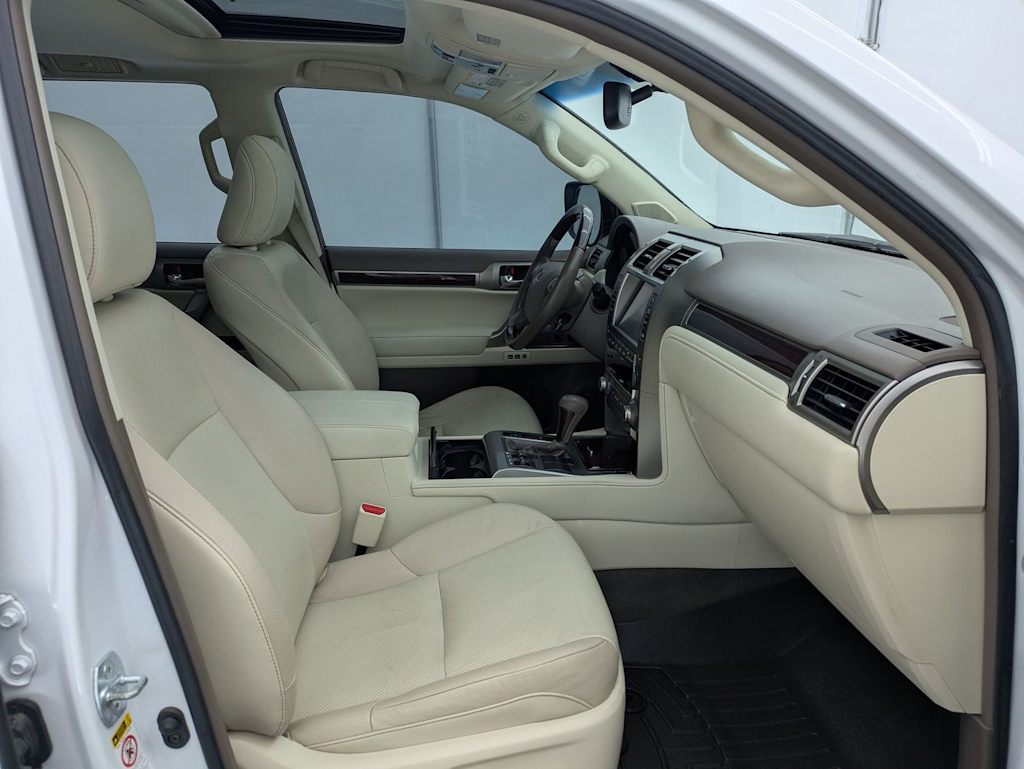 Thumbnail: 2019 Lexus GX - 12