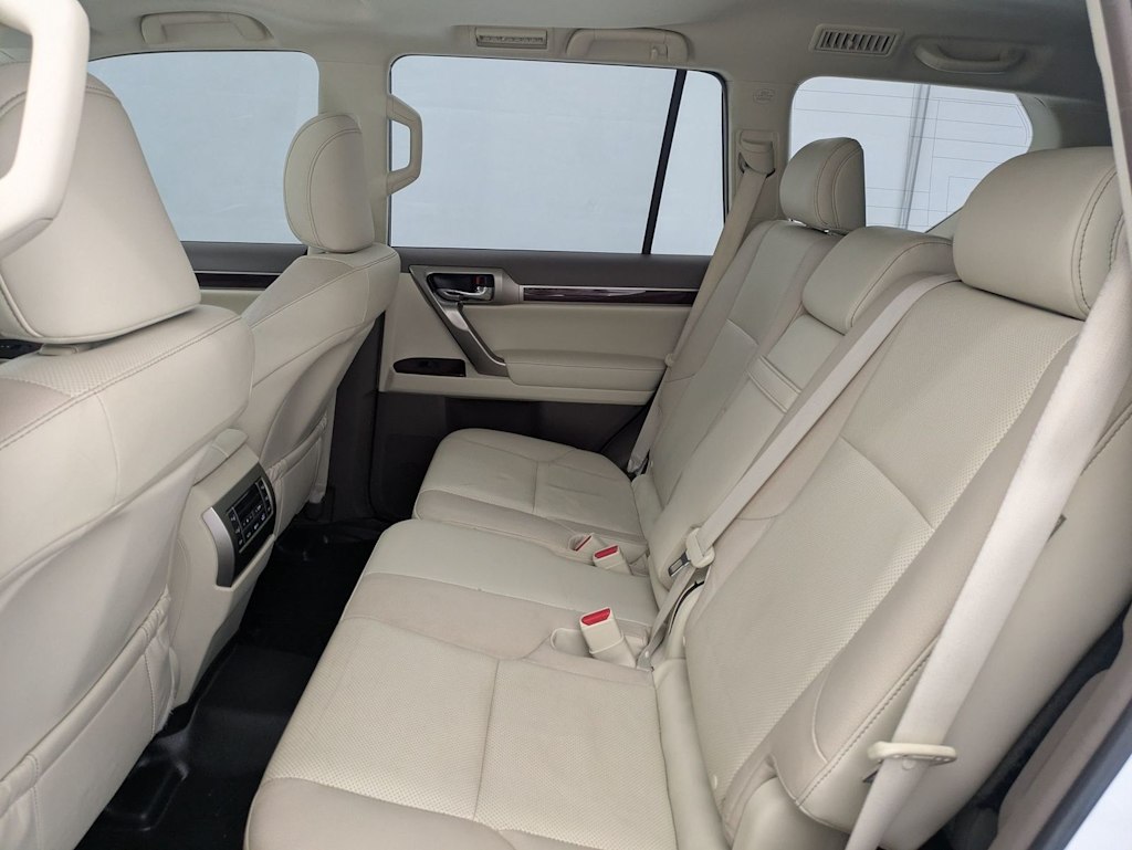 Thumbnail: 2019 Lexus GX - 28