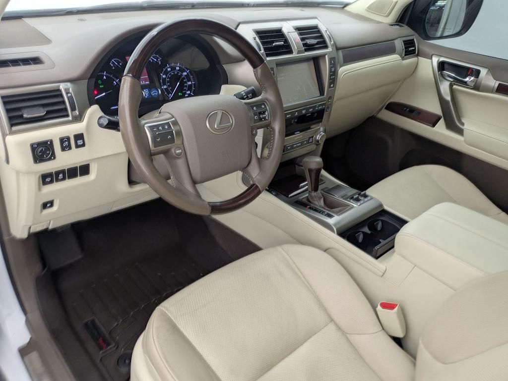 Thumbnail: 2019 Lexus GX - 2