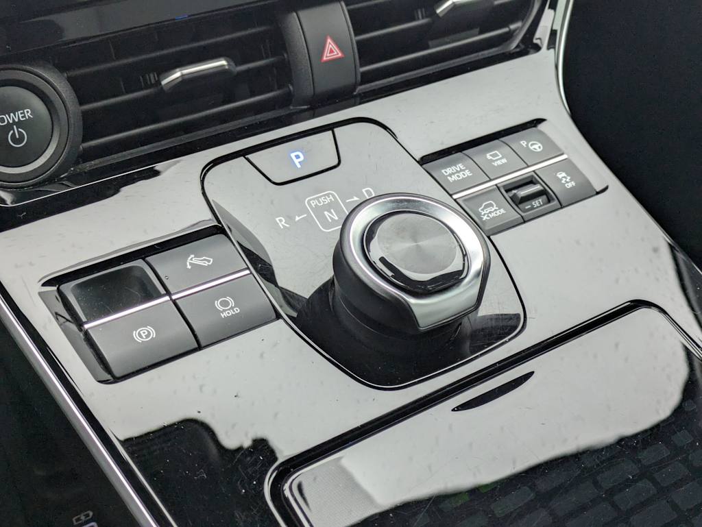 Thumbnail: 2024 Subaru Solterra - 16