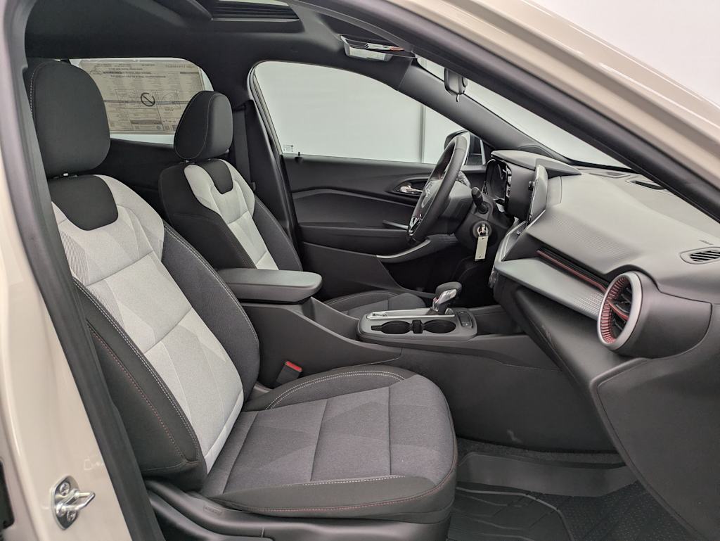 Thumbnail: 2026 Chevrolet Trax - 12
