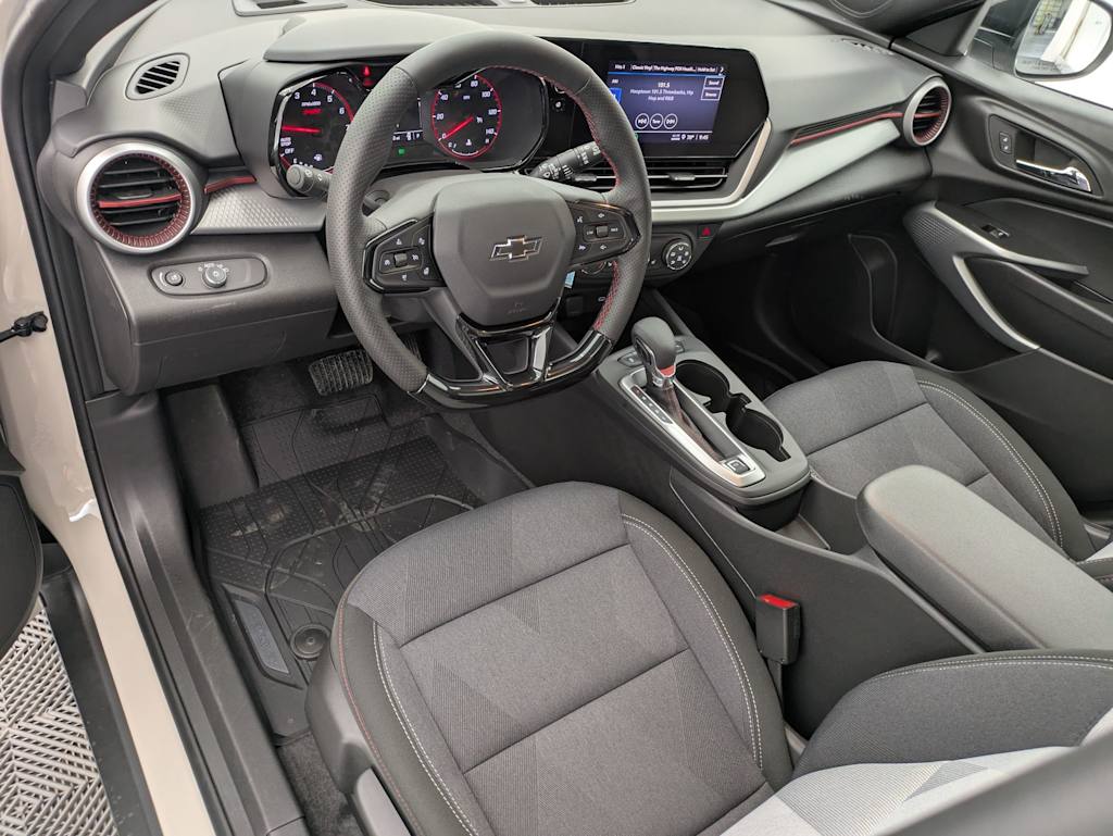 Thumbnail: 2026 Chevrolet Trax - 2