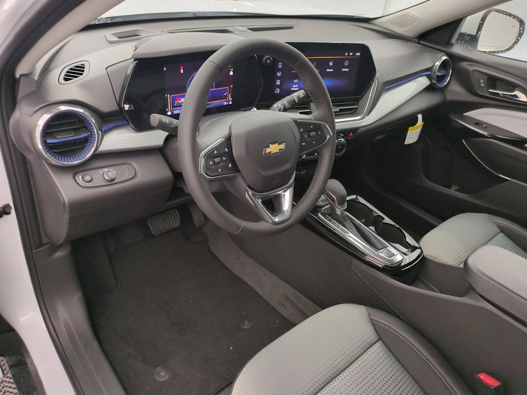 Thumbnail: 2026 Chevrolet Trax - 2