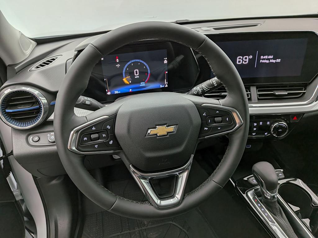 Thumbnail: 2026 Chevrolet Trax - 13