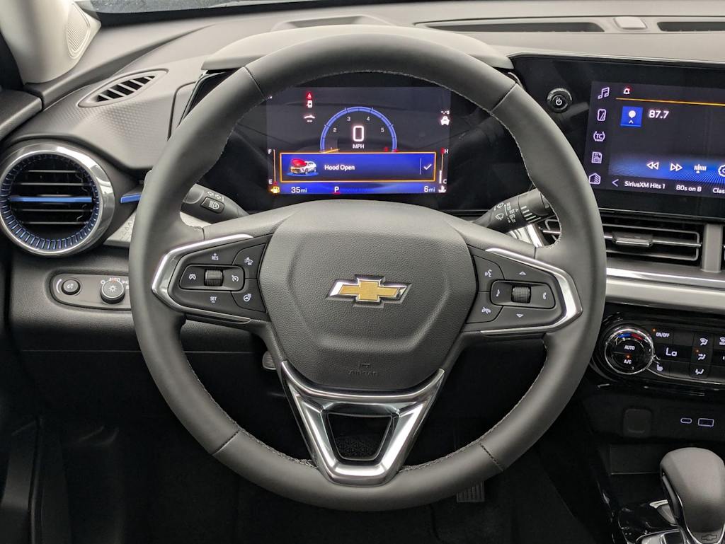 Thumbnail: 2026 Chevrolet Trax - 14