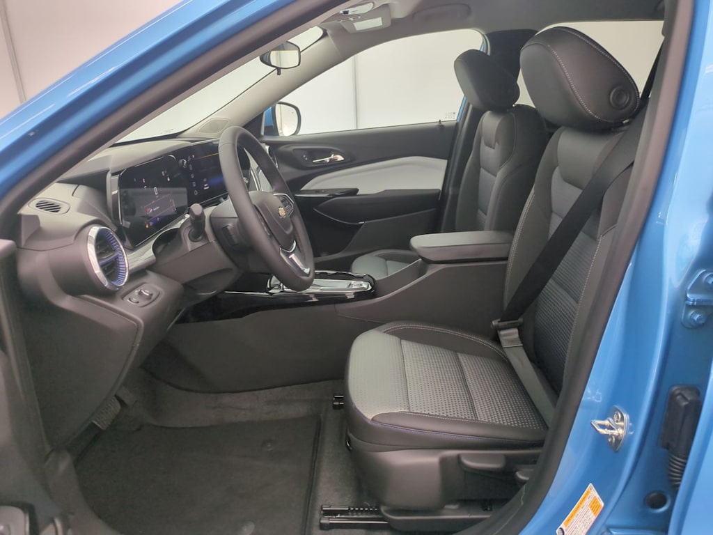 Thumbnail: 2026 Chevrolet Trax - 11