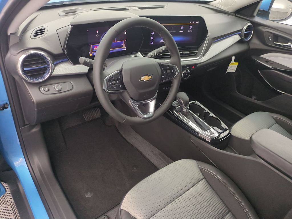 Thumbnail: 2026 Chevrolet Trax - 2