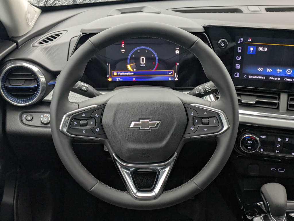 Thumbnail: 2026 Chevrolet Trax - 14