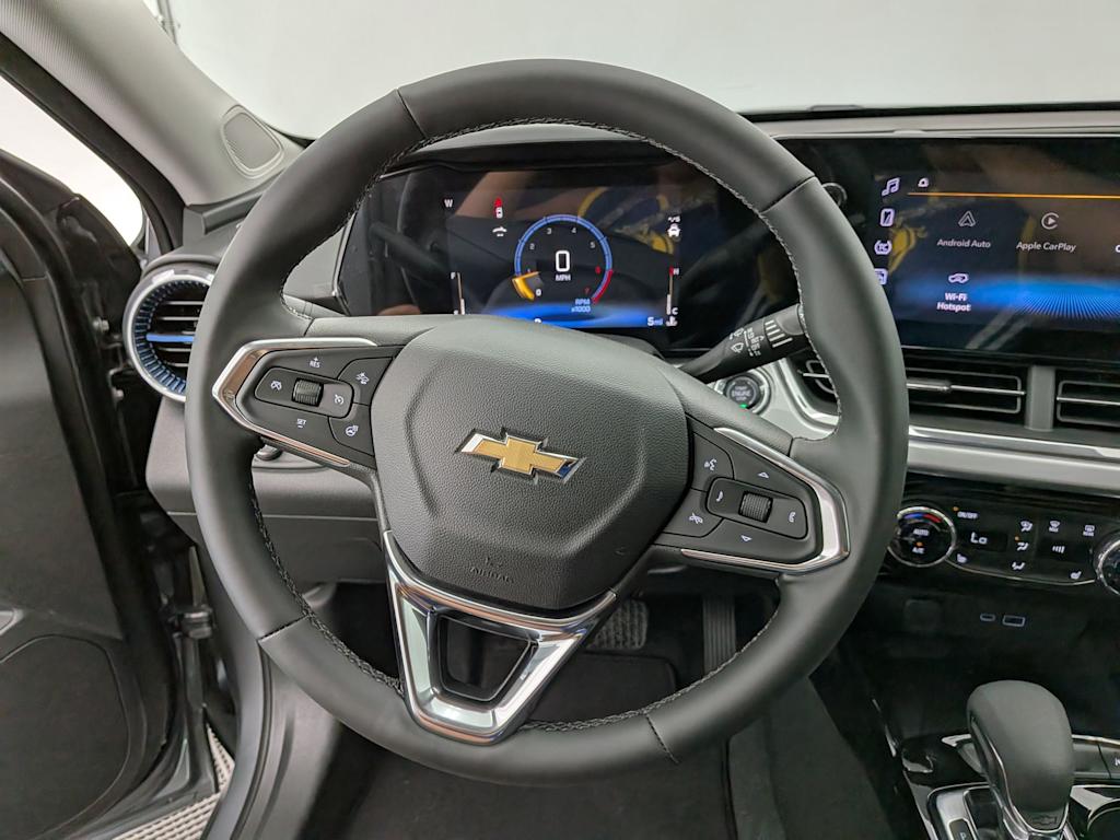Thumbnail: 2026 Chevrolet Trax - 14