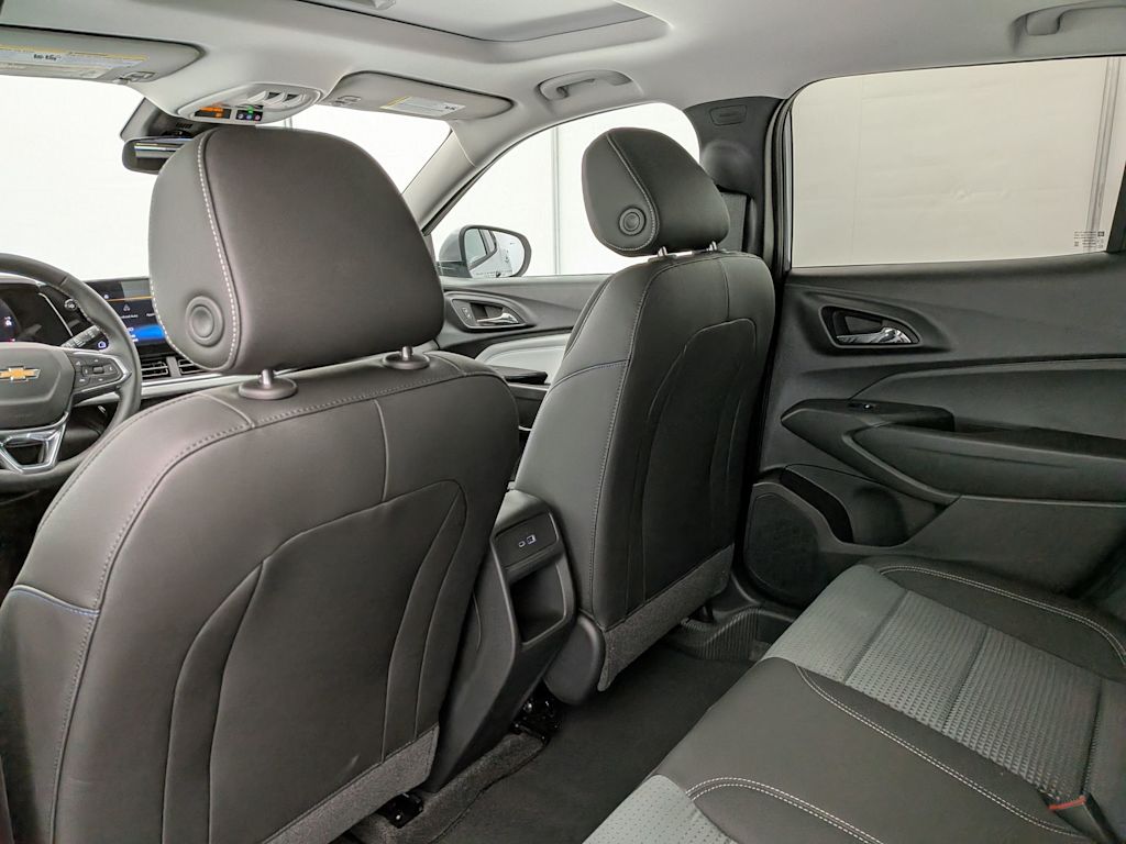 Thumbnail: 2026 Chevrolet Trax - 13