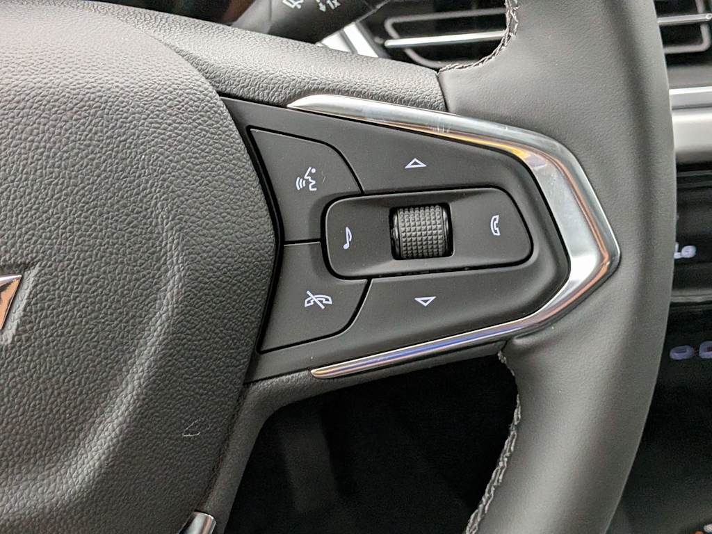 Thumbnail: 2026 Chevrolet Trax - 31