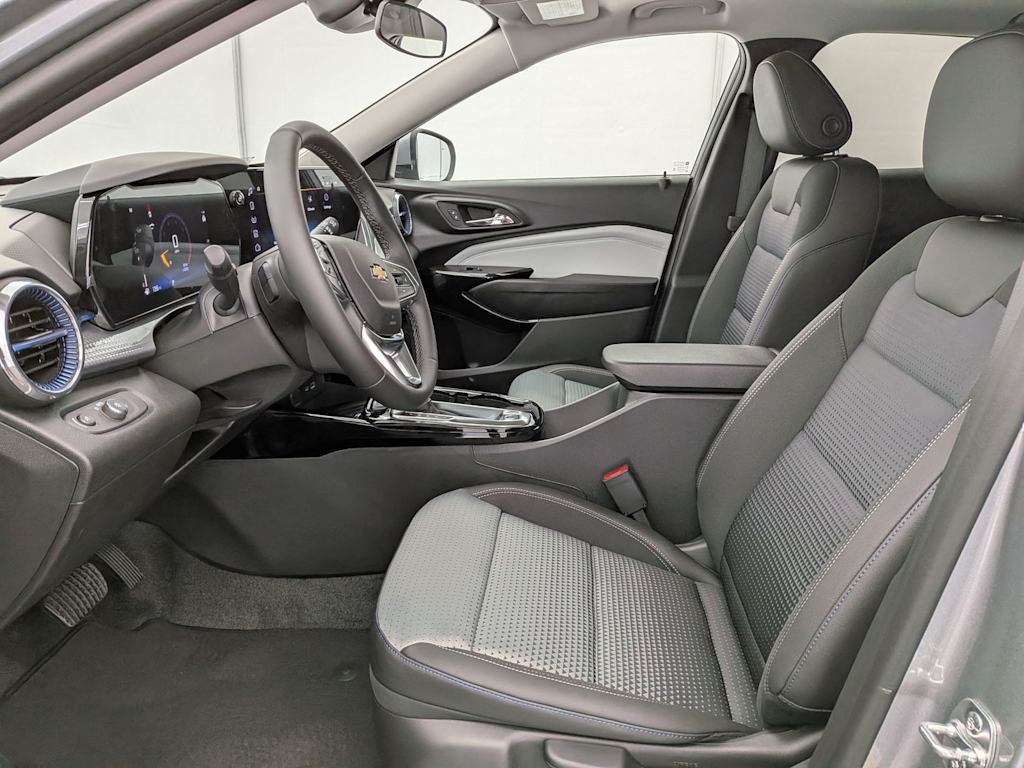 Thumbnail: 2026 Chevrolet Trax - 11