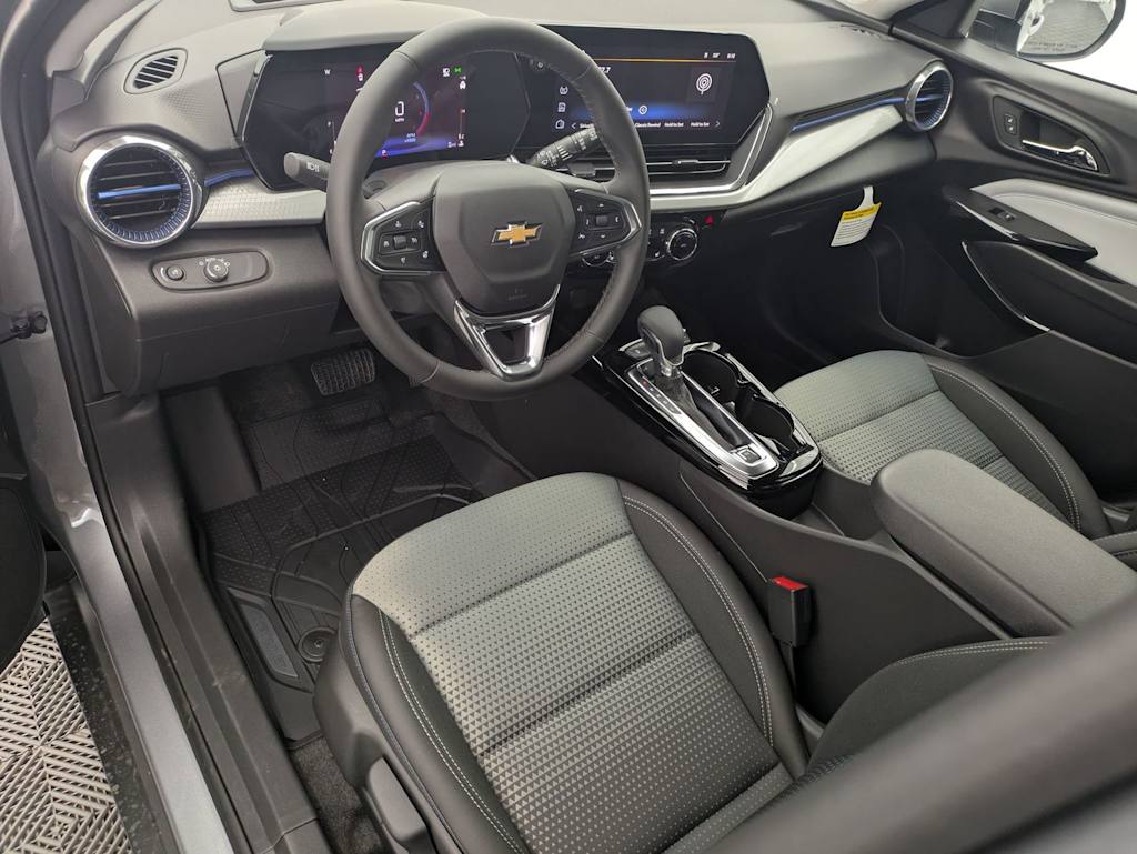 Thumbnail: 2026 Chevrolet Trax - 2