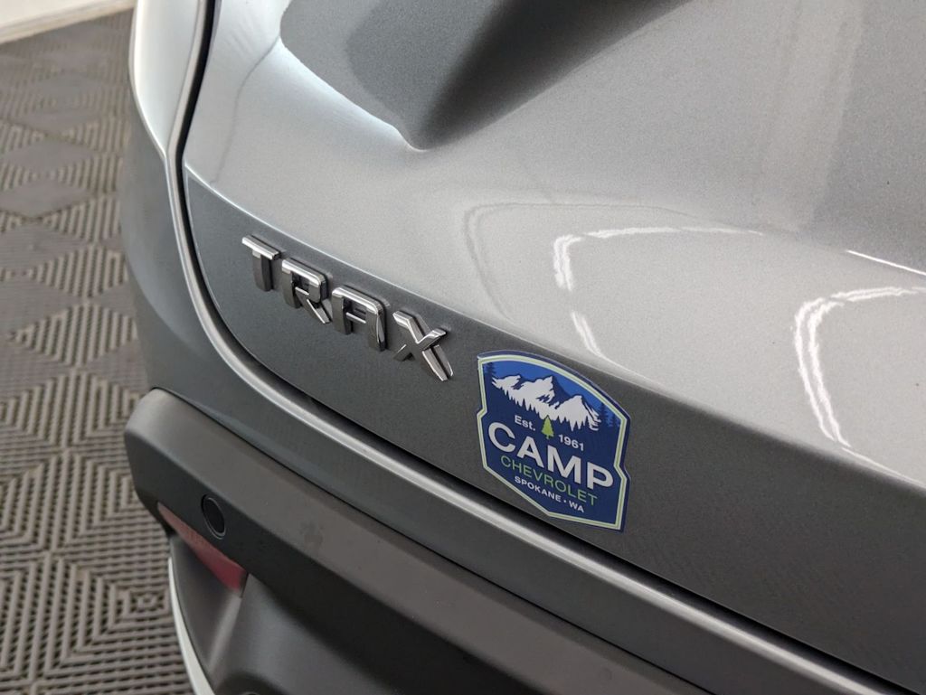 Thumbnail: 2026 Chevrolet Trax - 26