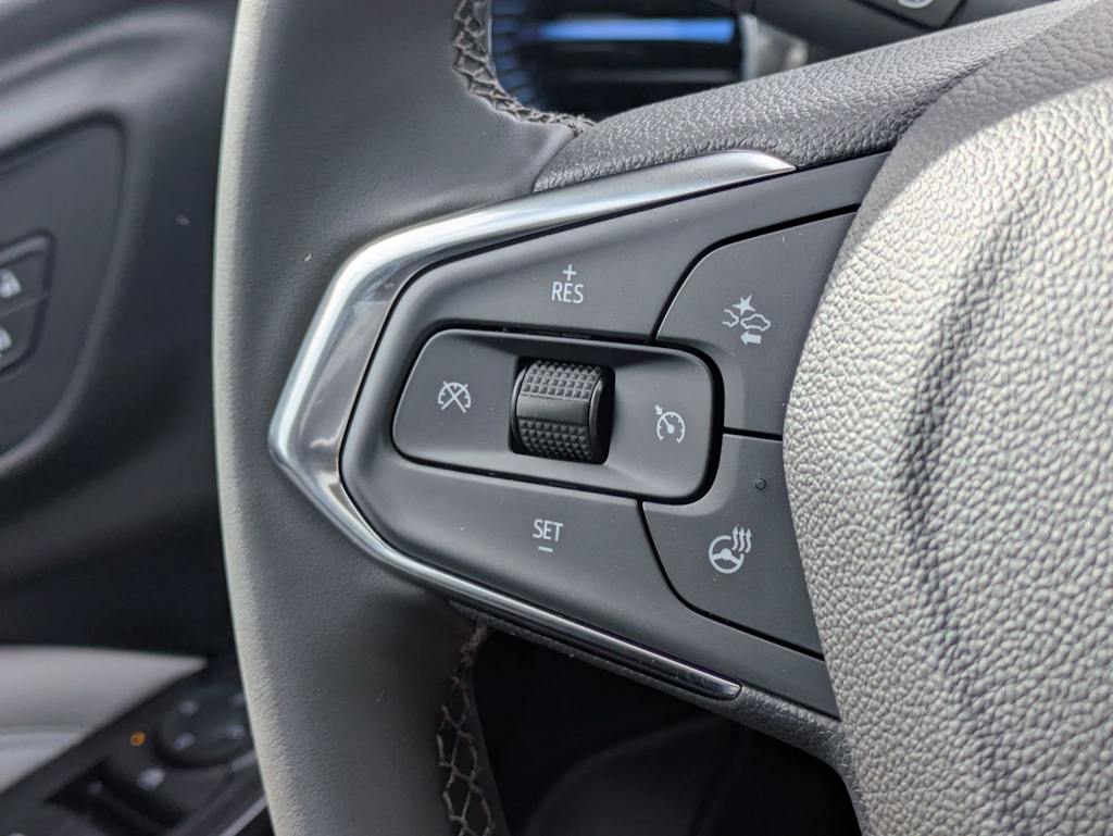 Thumbnail: 2026 Chevrolet Trax - 30
