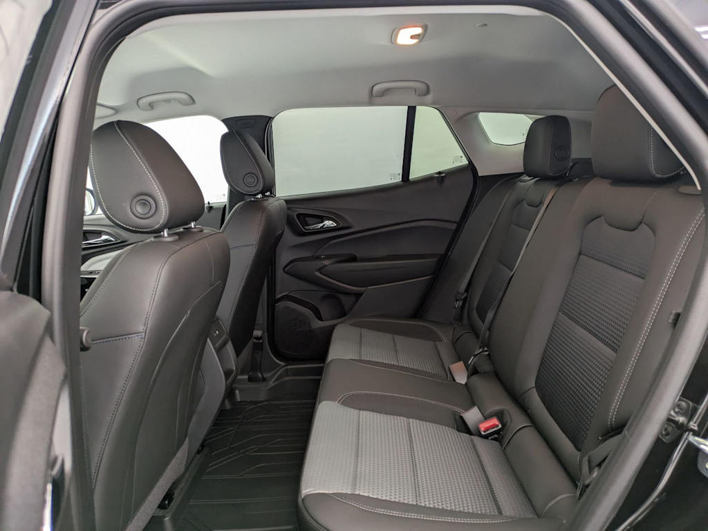 Thumbnail: 2026 Chevrolet Trax - 28