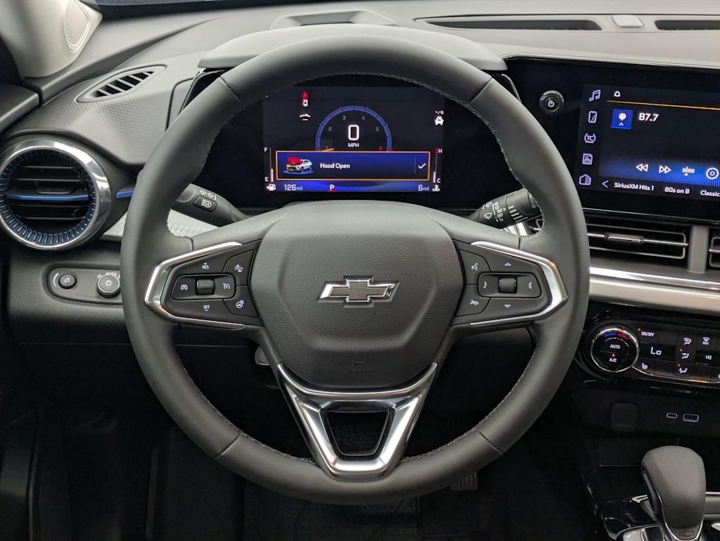 Thumbnail: 2026 Chevrolet Trax - 14