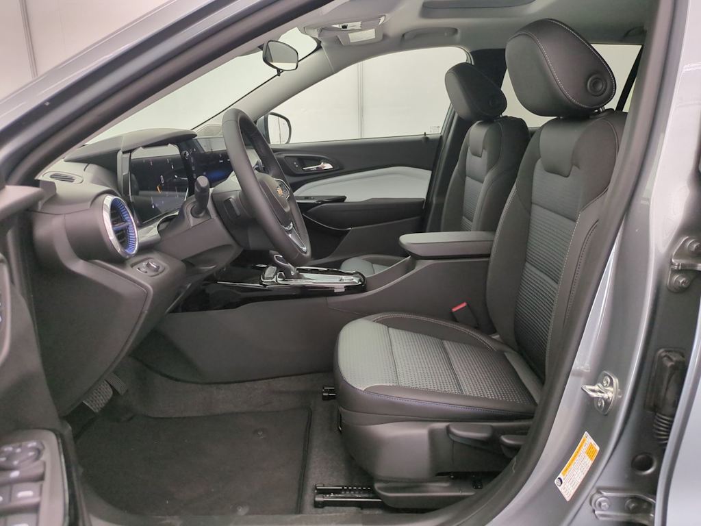 Thumbnail: 2026 Chevrolet Trax - 11