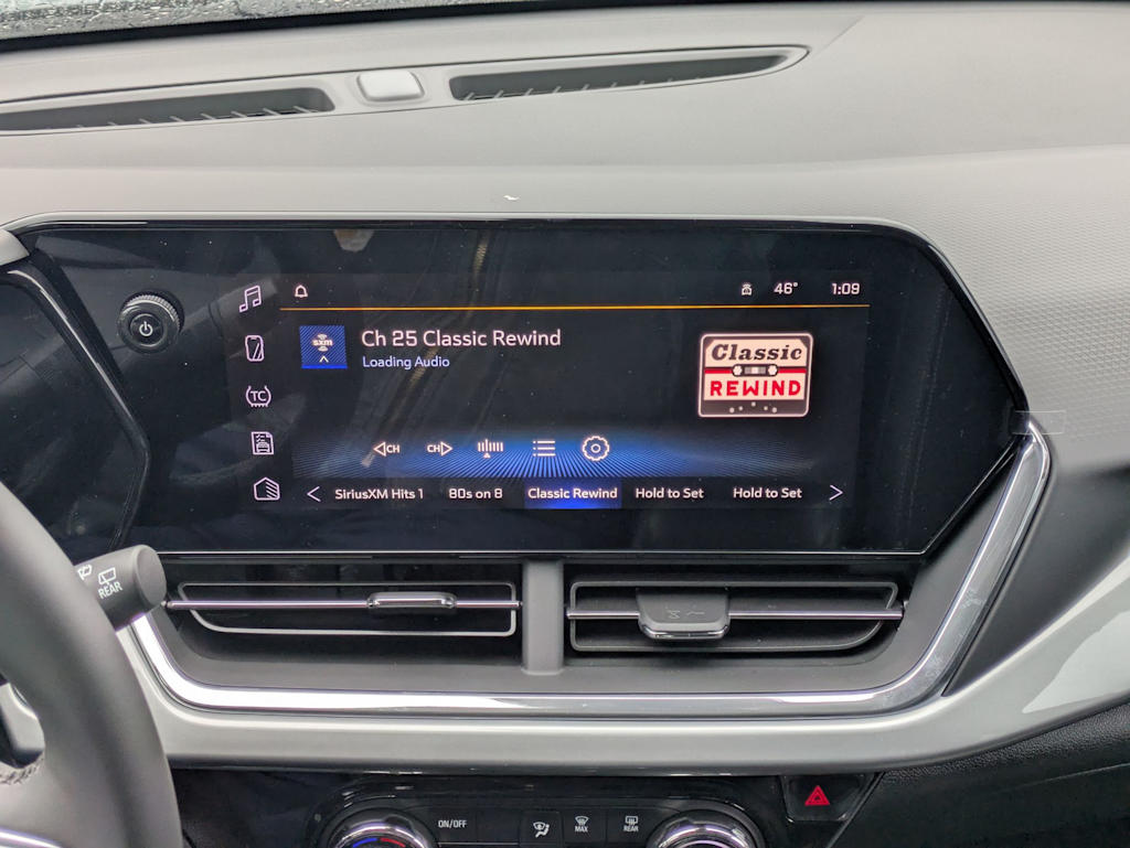 Thumbnail: 2026 Chevrolet Trax - 15