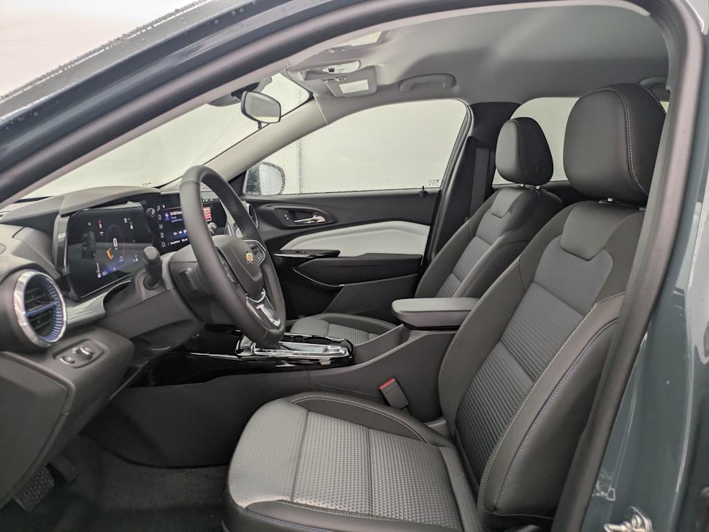 Thumbnail: 2026 Chevrolet Trax - 11