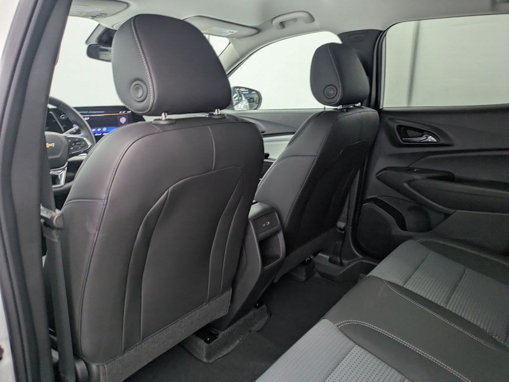 Thumbnail: 2026 Chevrolet Trax - 13