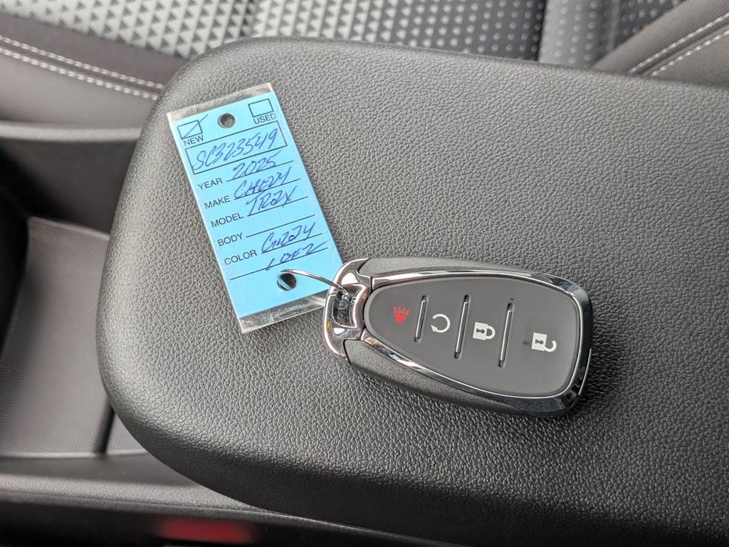 Thumbnail: 2025 Chevrolet Trax - 19