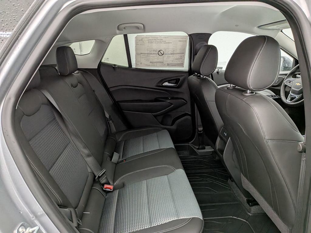 Thumbnail: 2025 Chevrolet Trax - 29