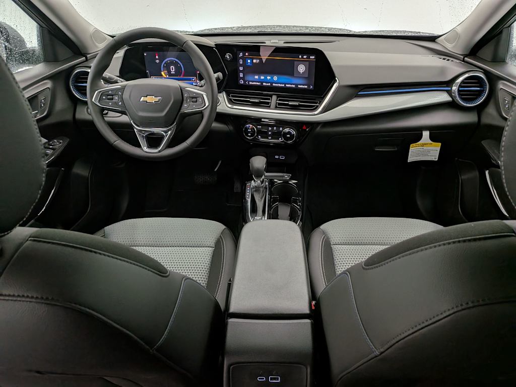 Thumbnail: 2025 Chevrolet Trax - 10