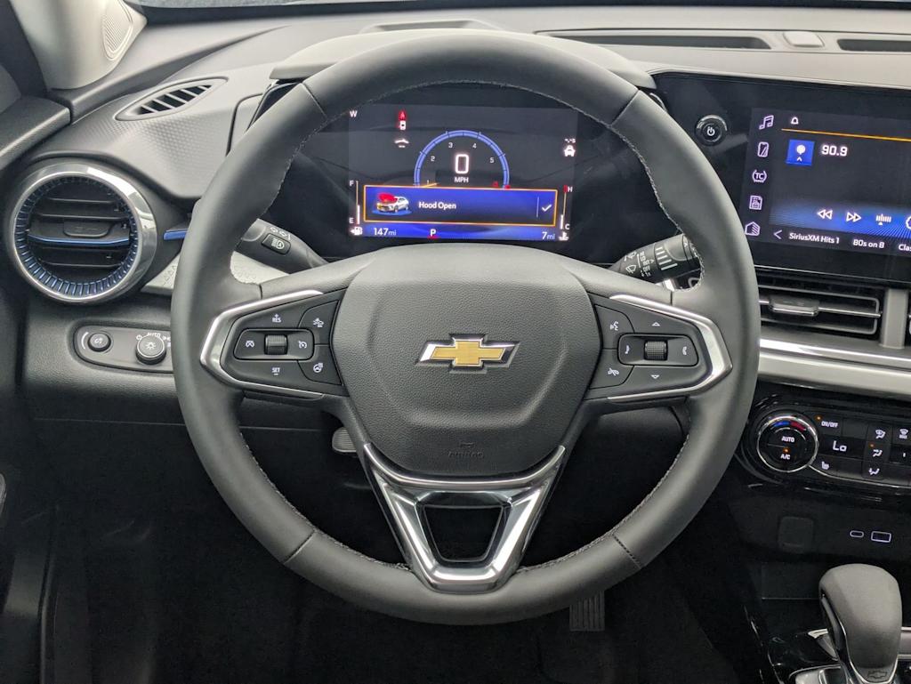 Thumbnail: 2026 Chevrolet Trax - 14