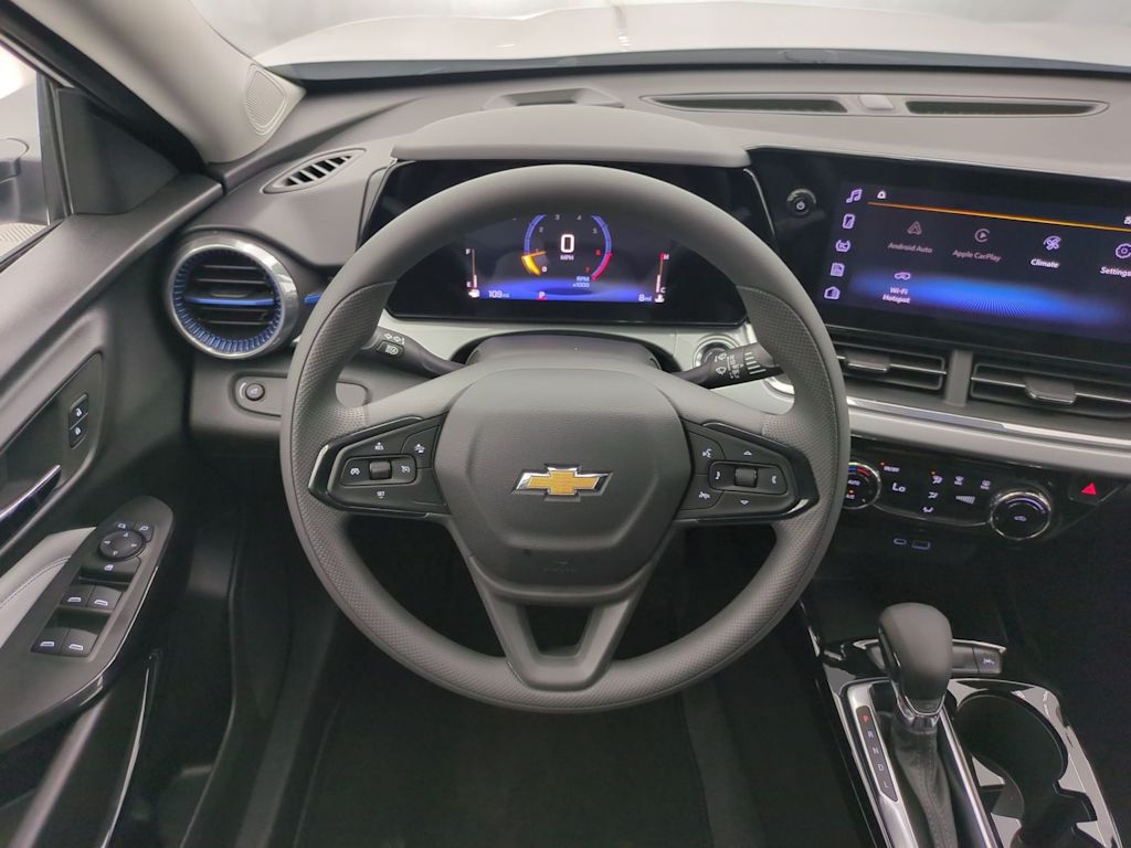 Thumbnail: 2026 Chevrolet Trax - 14