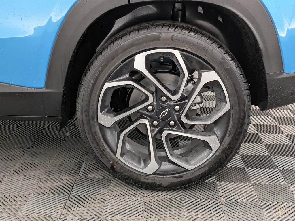 Thumbnail: 2026 Chevrolet Trax - 8