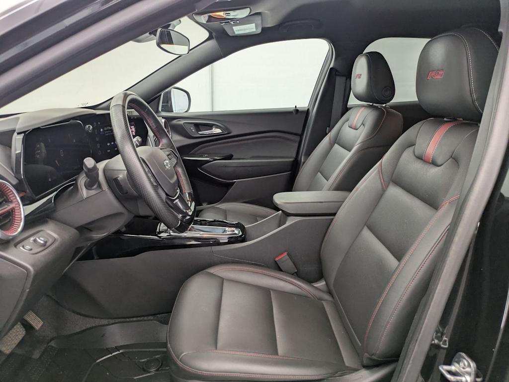 Thumbnail: 2025 Chevrolet Trax - 10
