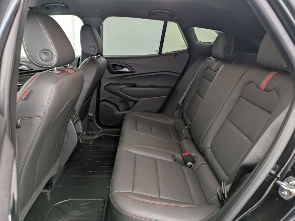 Thumbnail: 2025 Chevrolet Trax - 28