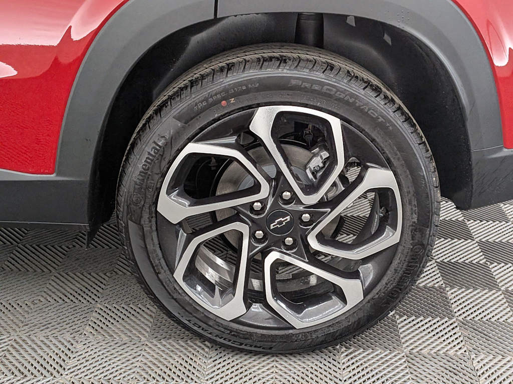 Thumbnail: 2026 Chevrolet Trax - 8