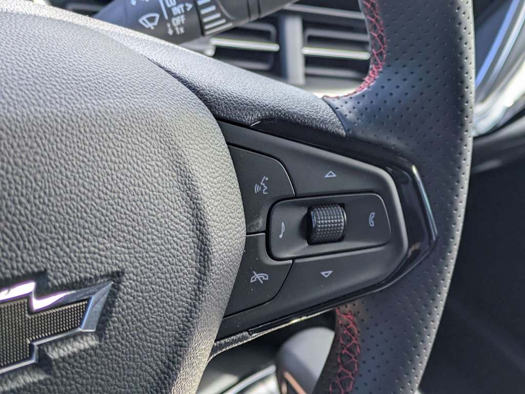 Thumbnail: 2026 Chevrolet Trax - 31