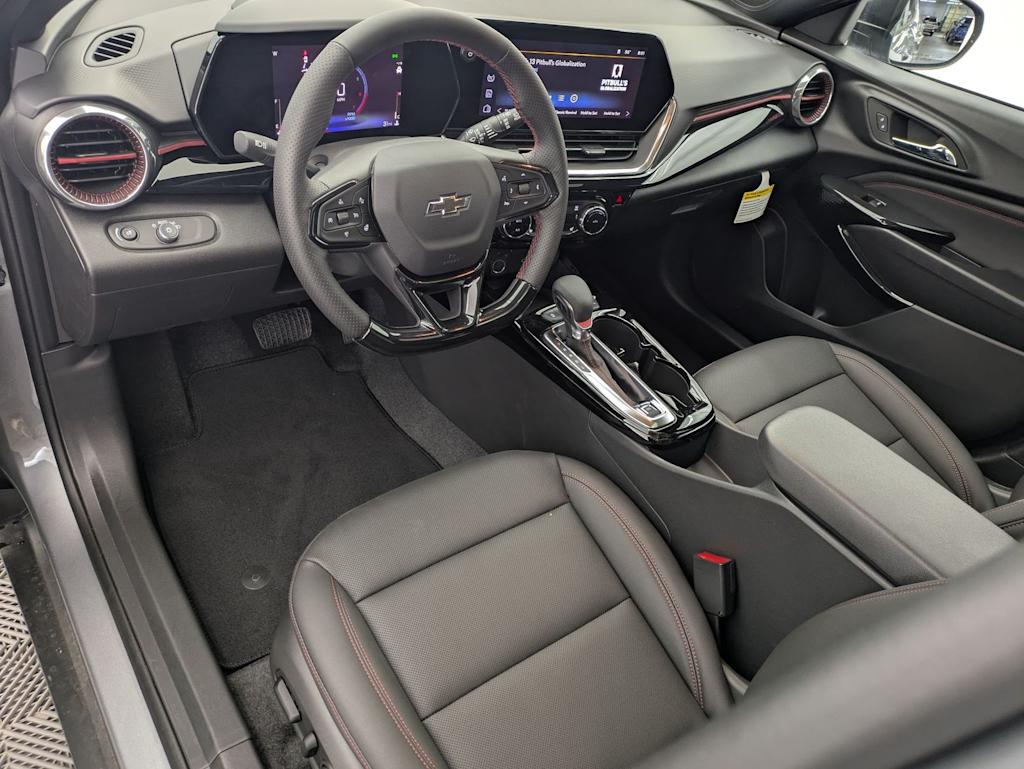 Thumbnail: 2026 Chevrolet Trax - 2