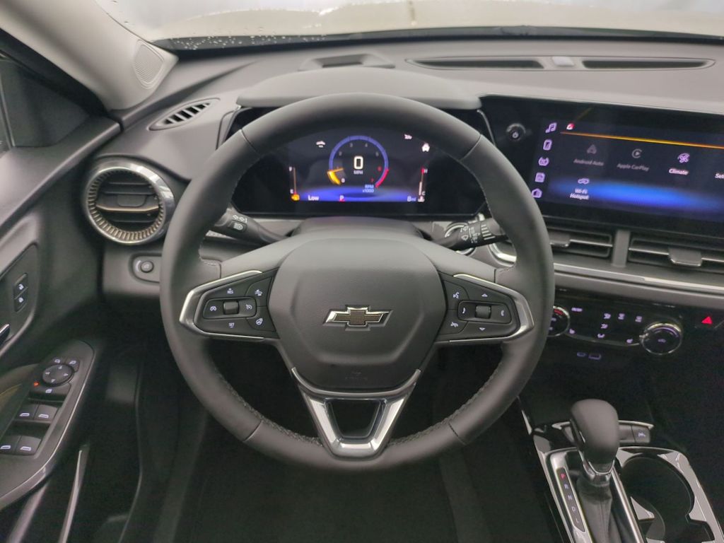 Thumbnail: 2026 Chevrolet Trax - 14
