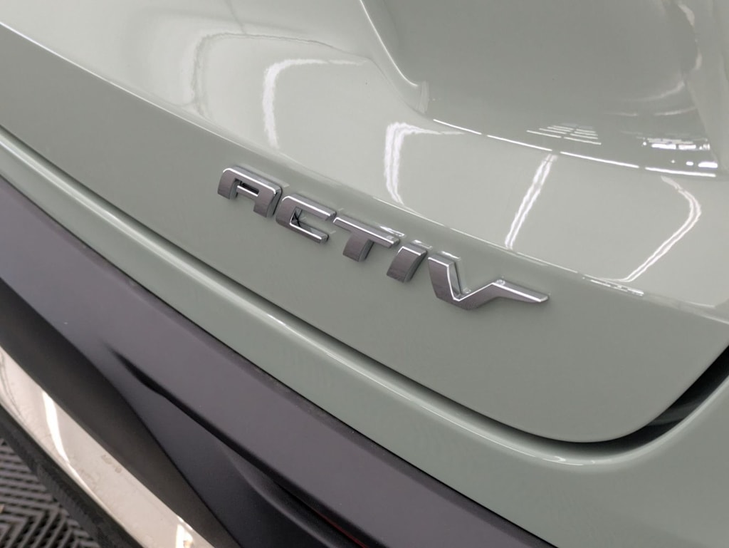 Thumbnail: 2026 Chevrolet Trax - 7