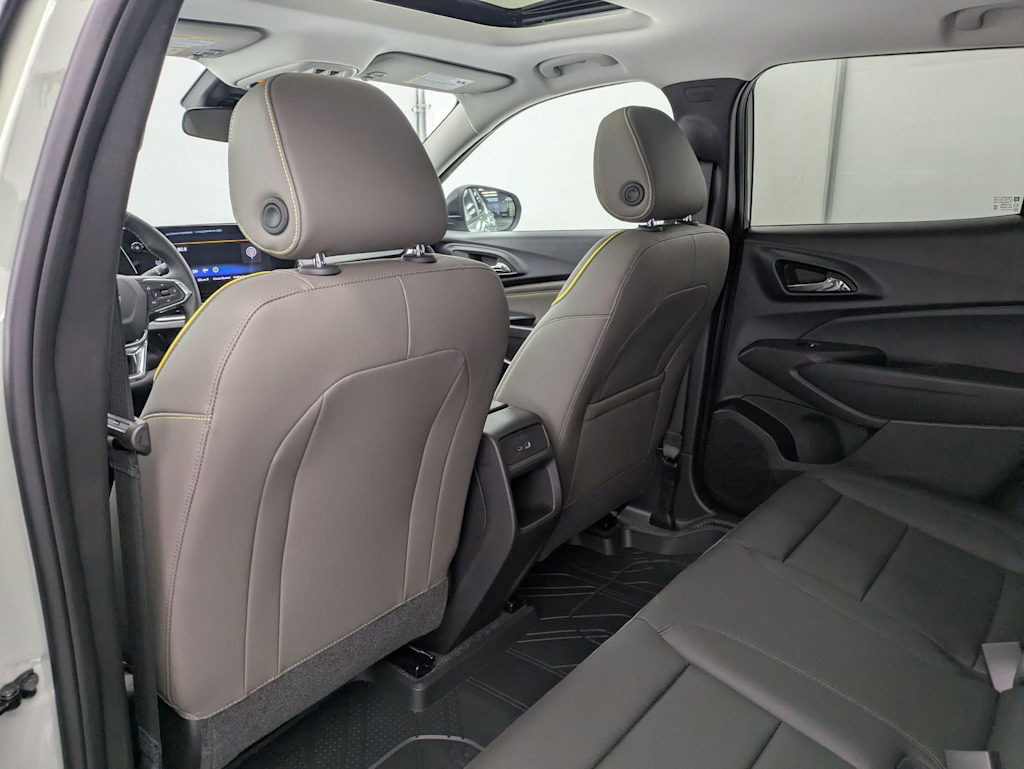 Thumbnail: 2026 Chevrolet Trax - 13