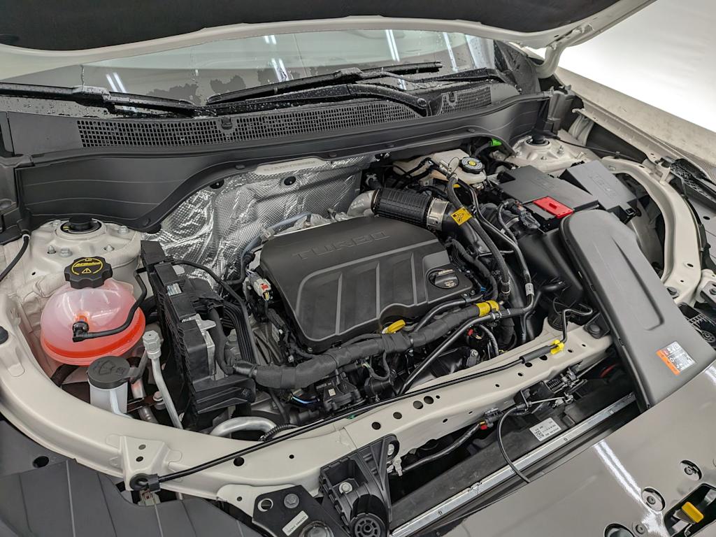 Thumbnail: 2026 Chevrolet Trax - 9