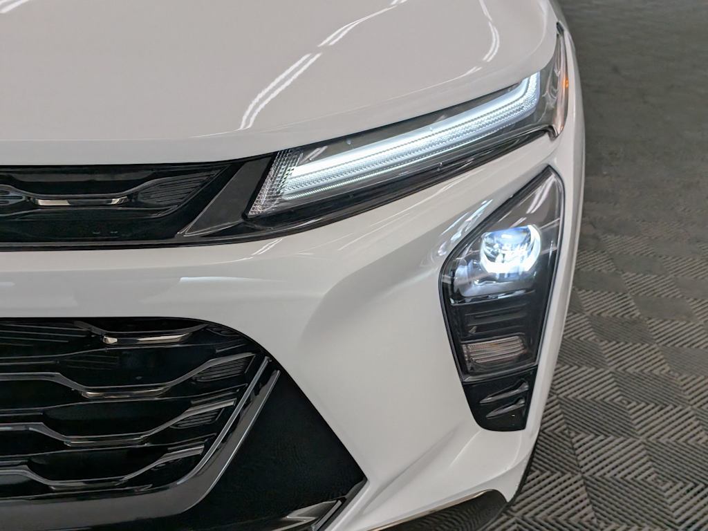 Thumbnail: 2025 Chevrolet Trax - 24