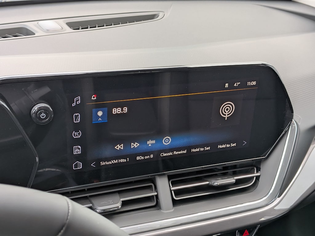 Thumbnail: 2025 Chevrolet Trax - 34