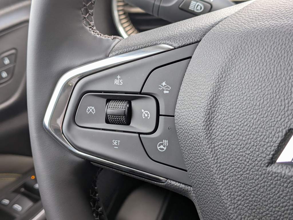 Thumbnail: 2025 Chevrolet Trax - 30