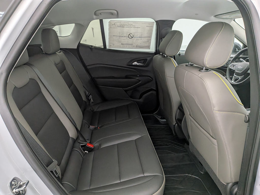 Thumbnail: 2025 Chevrolet Trax - 29