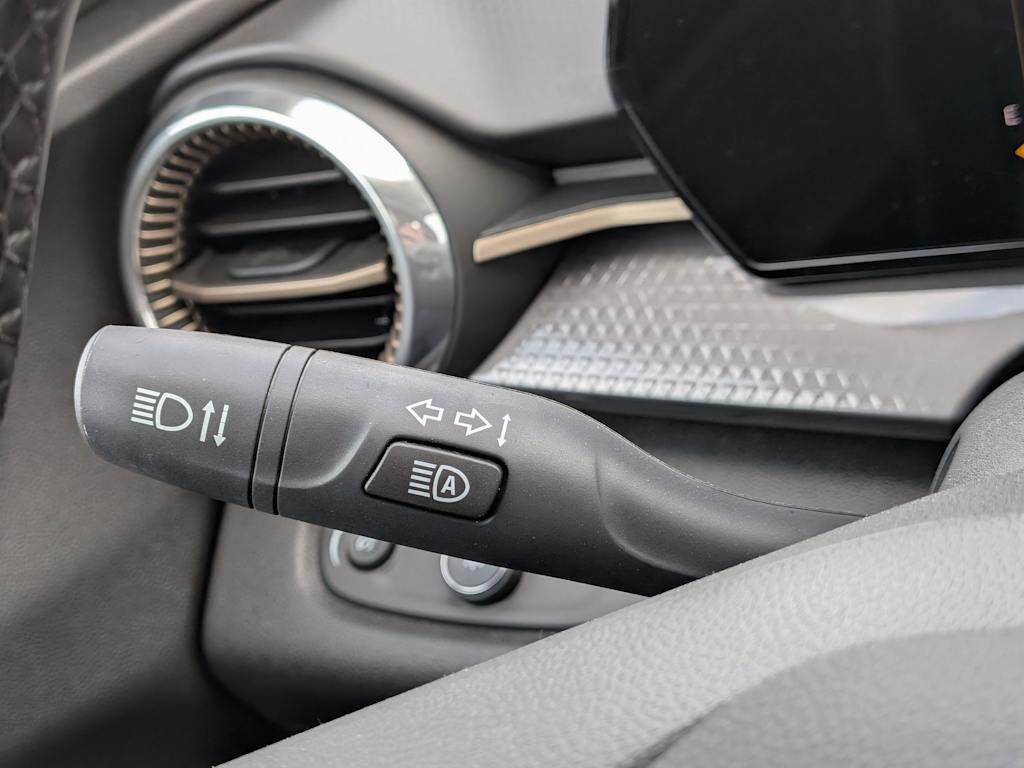 Thumbnail: 2025 Chevrolet Trax - 32