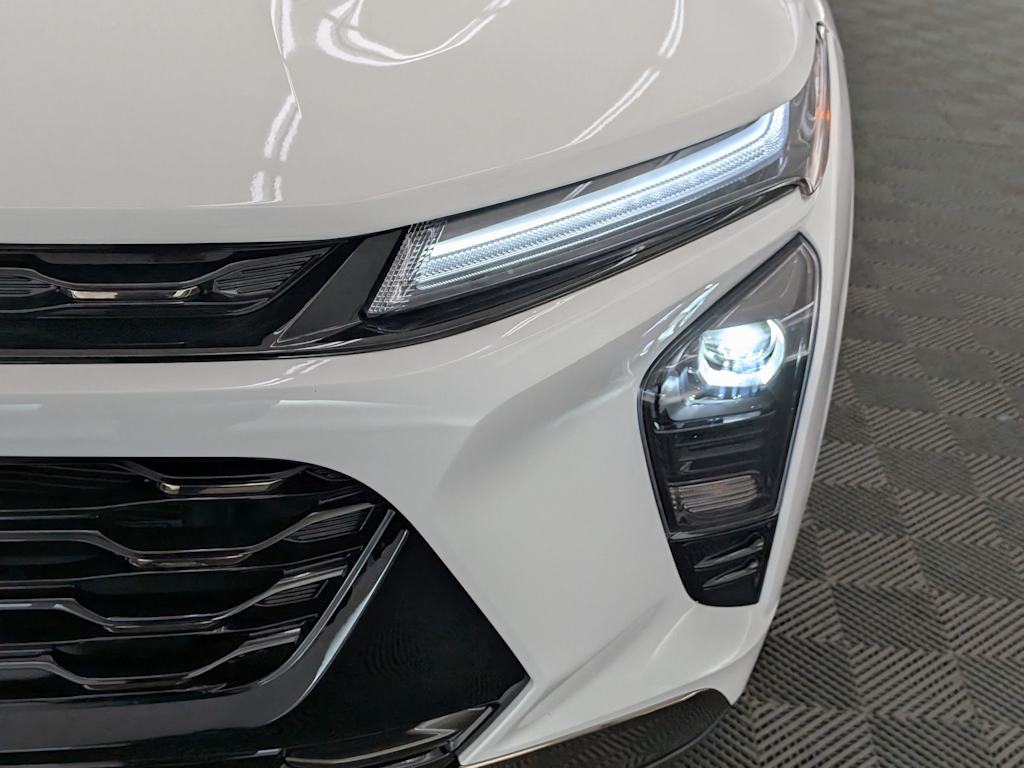 Thumbnail: 2025 Chevrolet Trax - 24