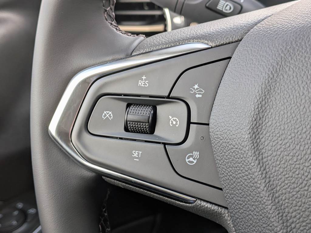 Thumbnail: 2025 Chevrolet Trax - 30