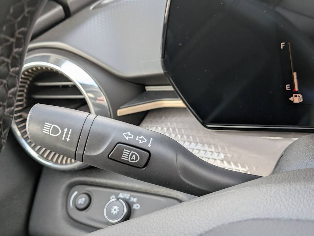 Thumbnail: 2025 Chevrolet Trax - 16